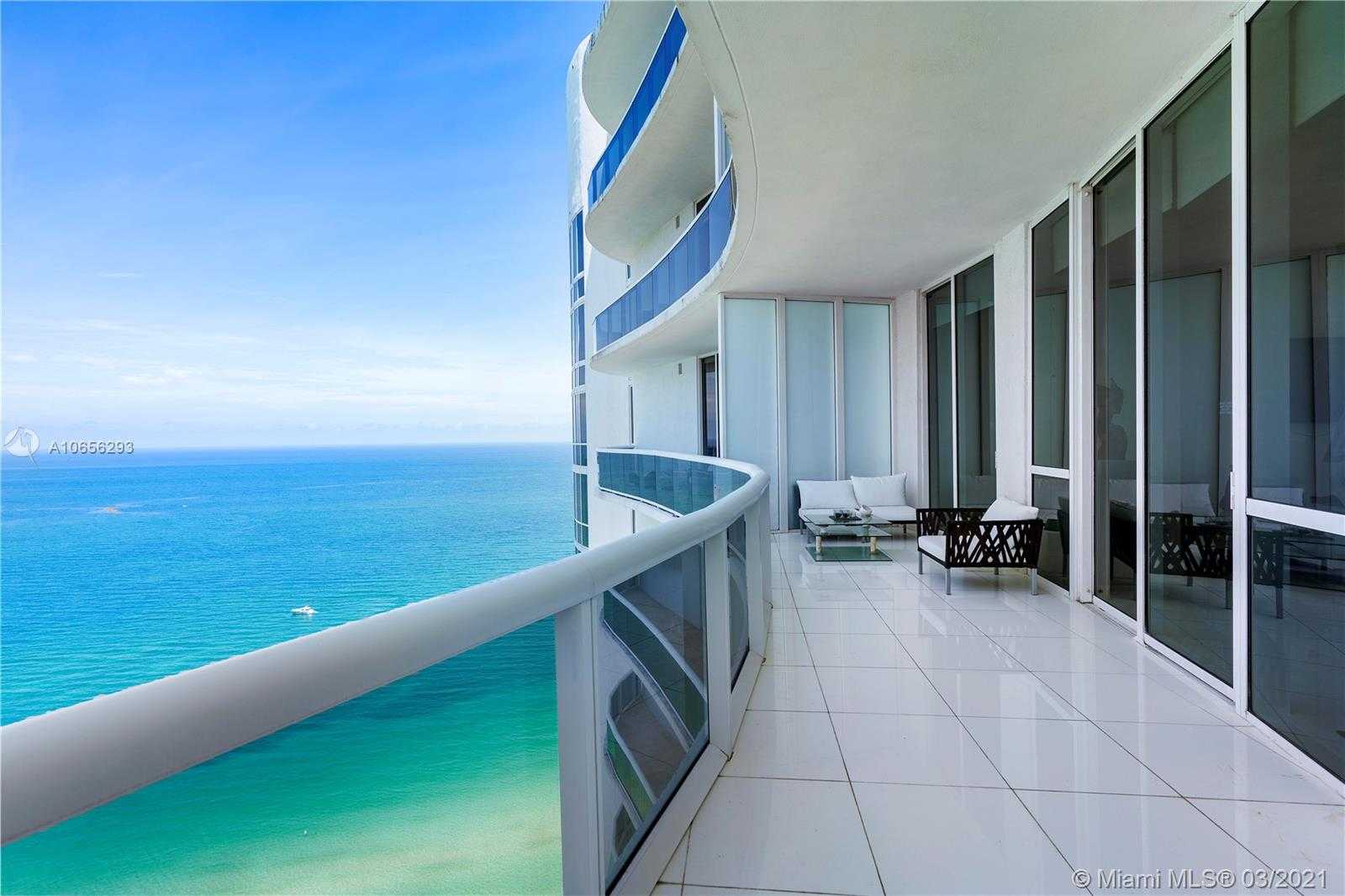 Small Image of 15811 Collins Ave, North Miami Beach, FL 33160, USA Number 12