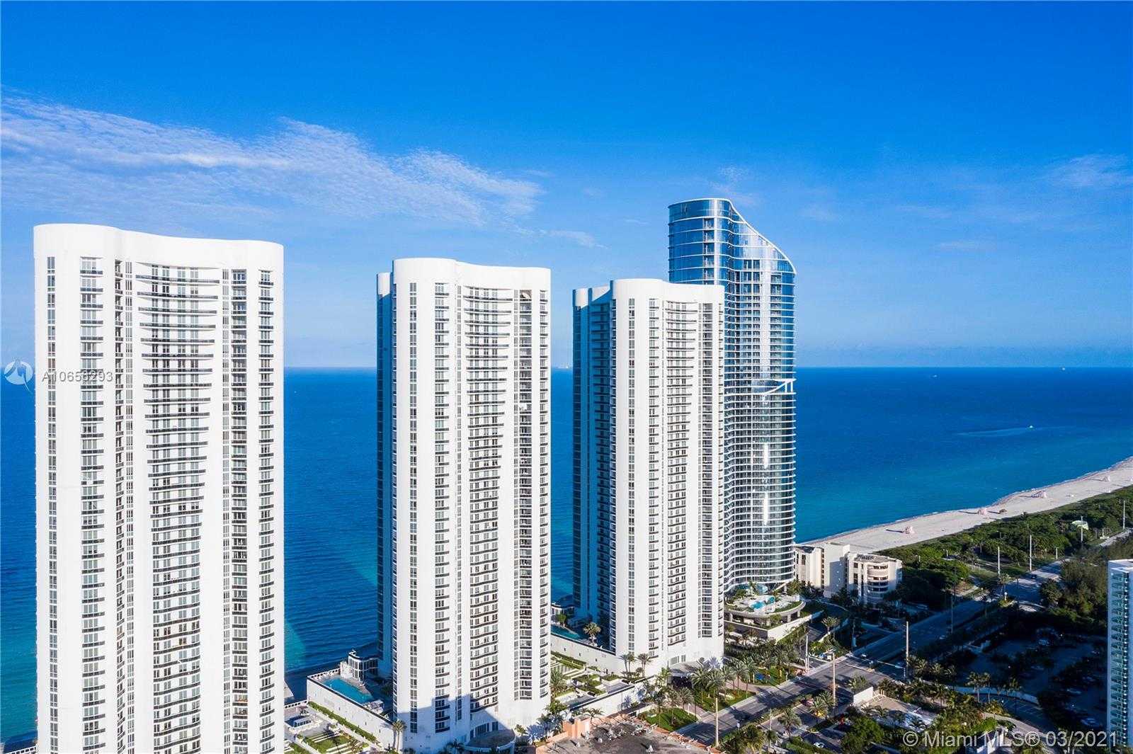 Small Image of 15811 Collins Ave, North Miami Beach, FL 33160, USA Number 22