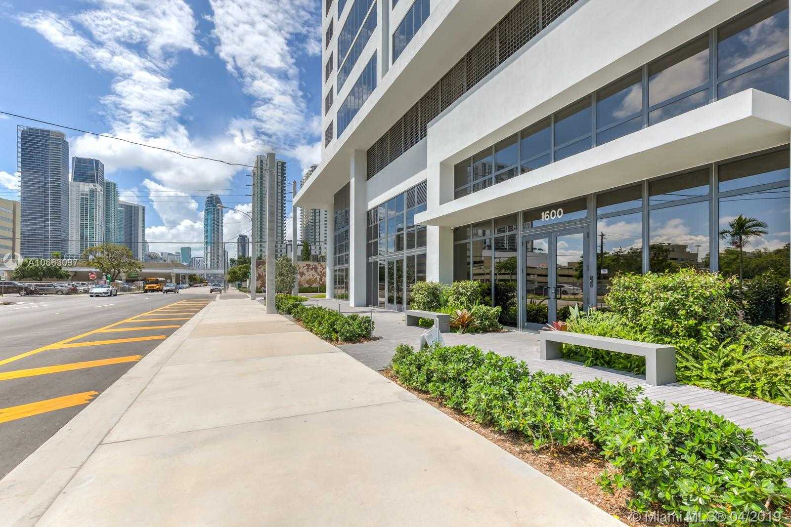 Small Image of 1600 NE 1st Ave, Miami, FL 33132, USA Number 25