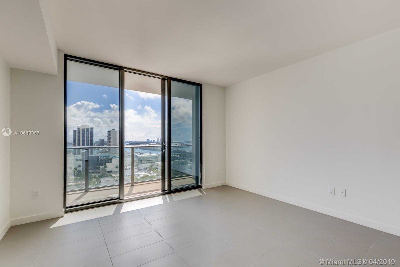 Small Image of 1600 NE 1st Ave, Miami, FL 33132, USA Number 6