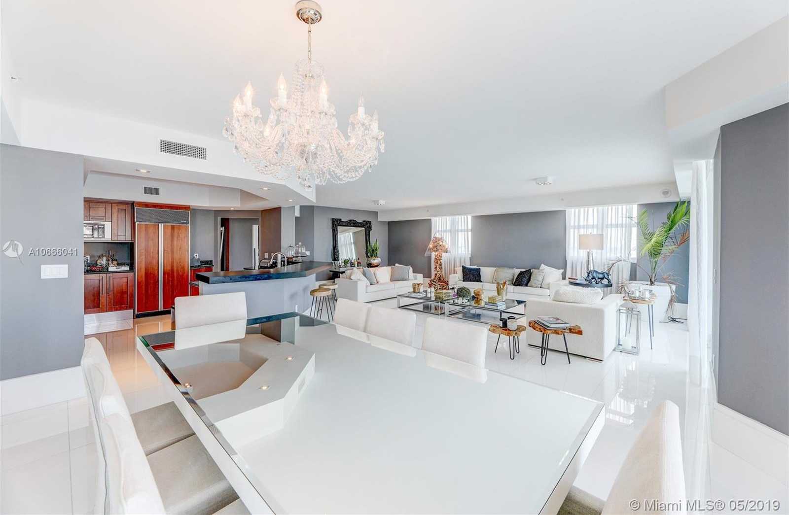 Small Image of 3301 NE 183rd St, Aventura, FL 33160, USA Number 14