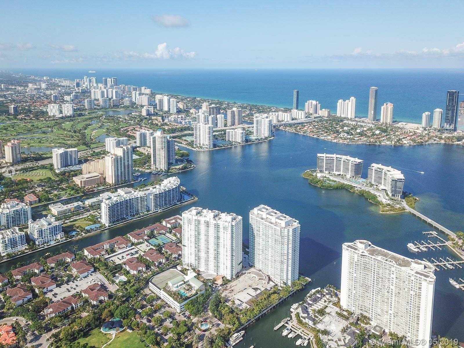 Small Image of 3301 NE 183rd St, Aventura, FL 33160, USA Number 3