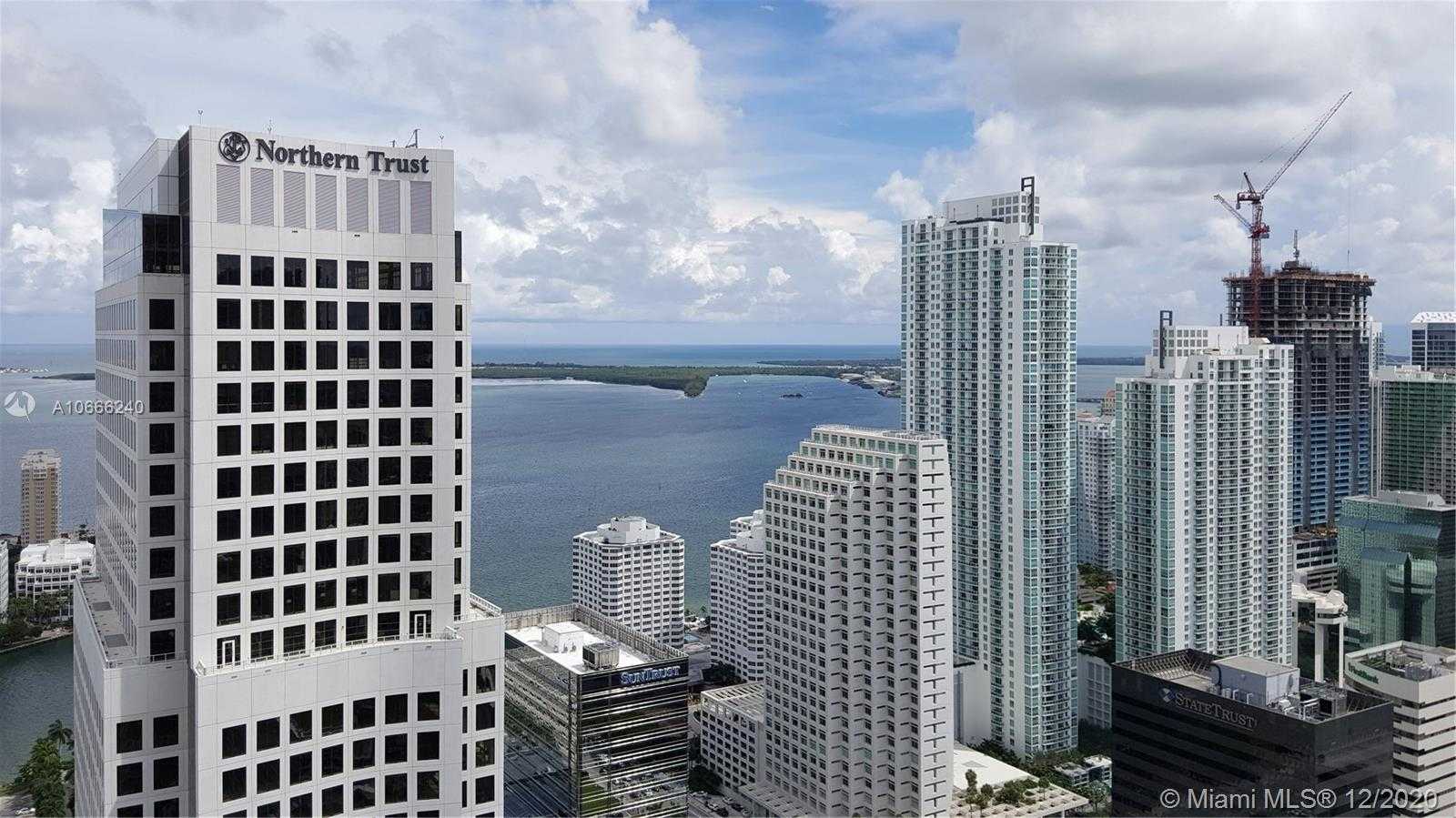 Small Image of 68 SE 6th St, Miami, FL 33131, USA Number 12