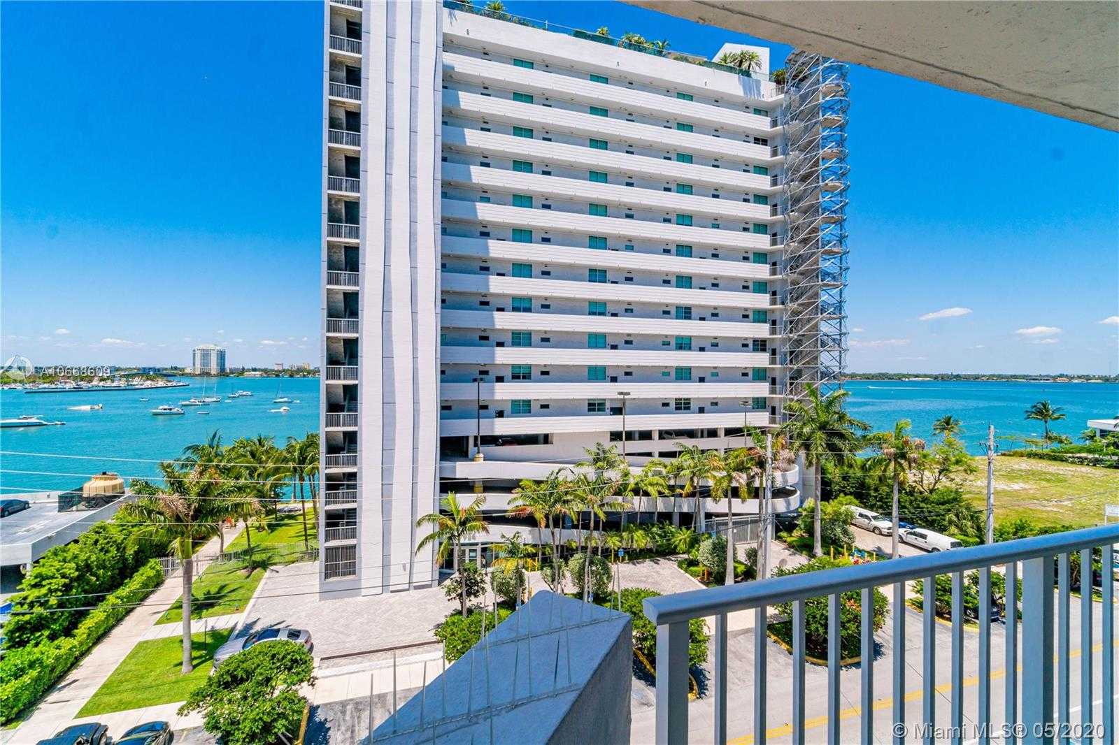 Small Image of 7933 West Dr, North Bay Village, FL 33141, USA Number 40