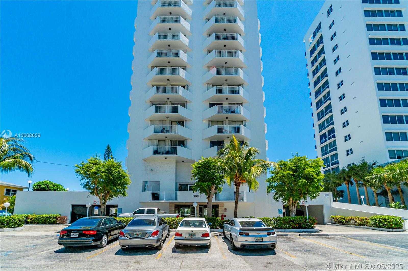 Small Image of 7933 West Dr, North Bay Village, FL 33141, USA Number 44