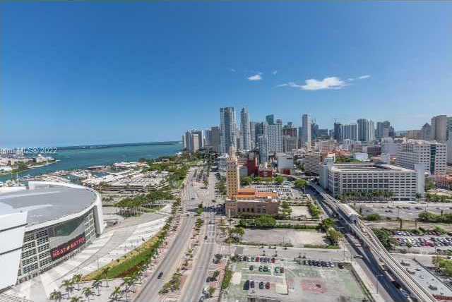 Small Image of 888 BISCAYNE BLVD #3205, Miami Number 2