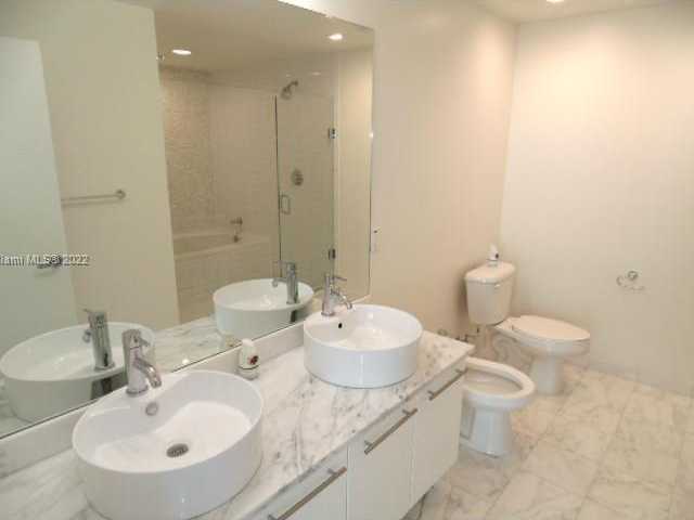 Small Image of 888 BISCAYNE BLVD #3205, Miami Number 8