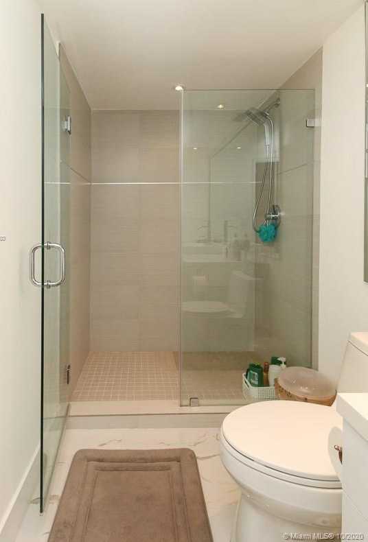 Small Image of 10185 Collins Ave, Bal Harbour, FL 33154, USA Number 10