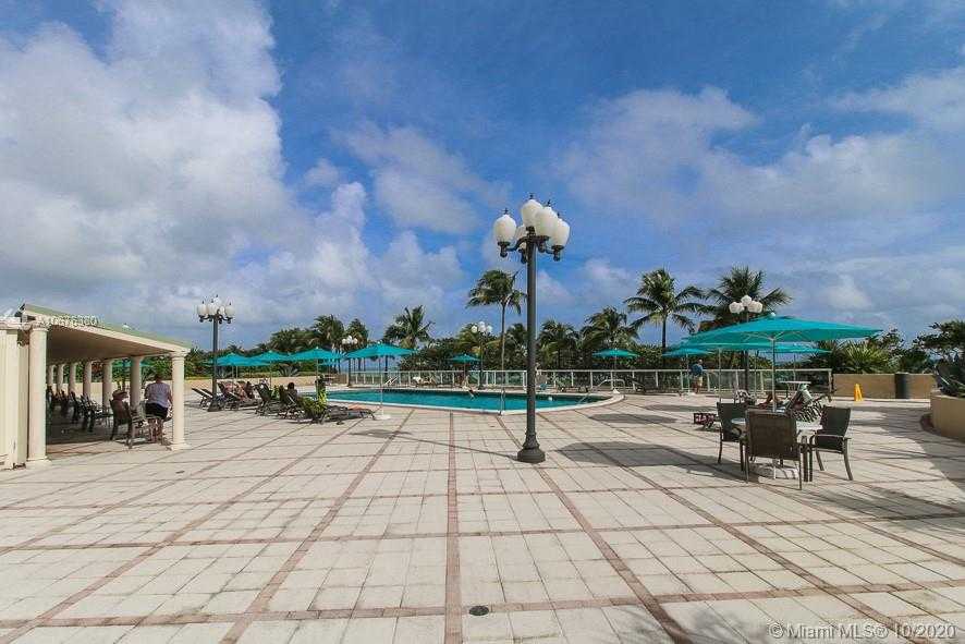 Small Image of 10185 Collins Ave, Bal Harbour, FL 33154, USA Number 20