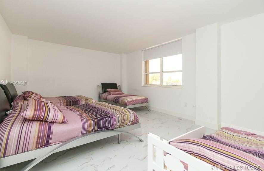 Small Image of 10185 Collins Ave, Bal Harbour, FL 33154, USA Number 7