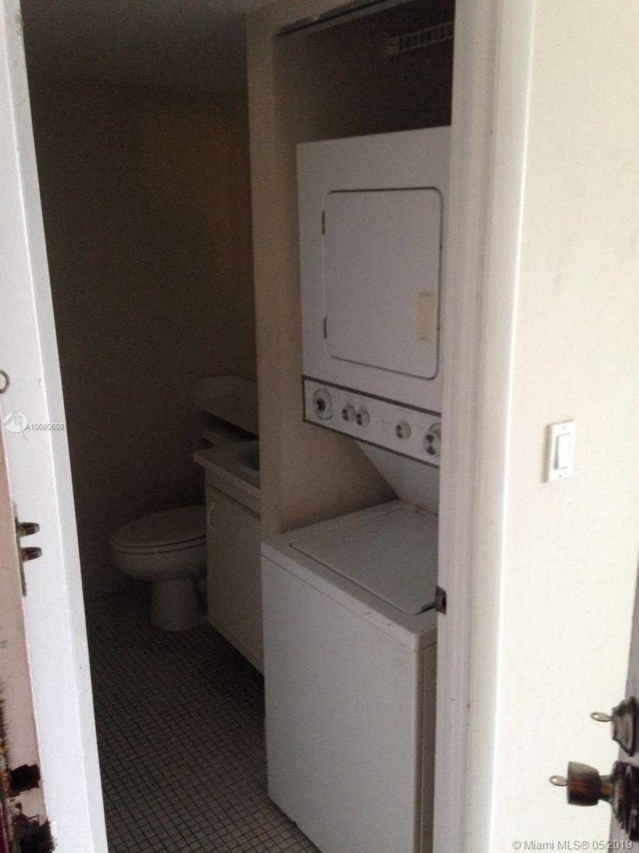 Small Image of 4174 INVERRARY DR #911, Lauderhill Number 13