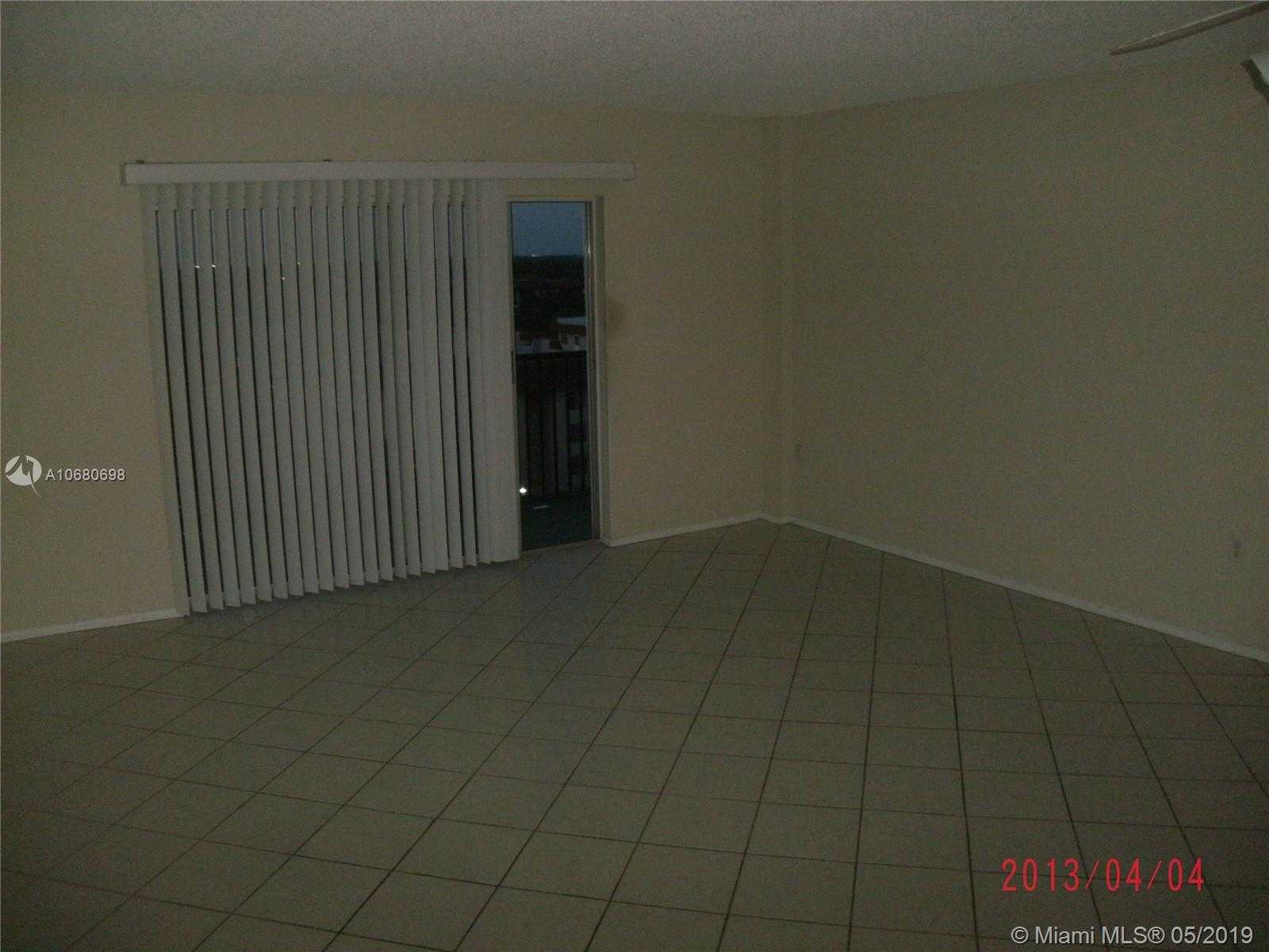 Small Image of 4174 INVERRARY DR #911, Lauderhill Number 9