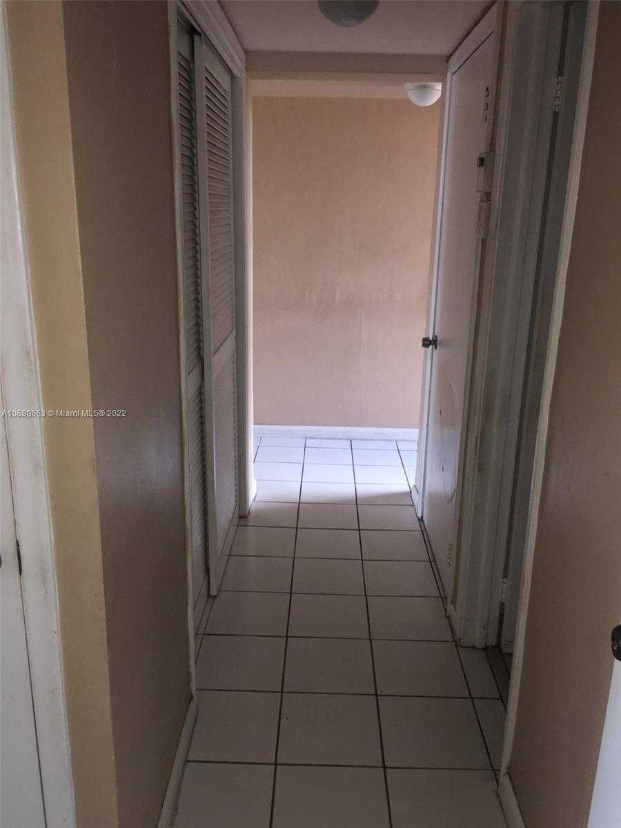 Small Image of 3301 SPANISH MOSS TER #906, Lauderhill Number 15