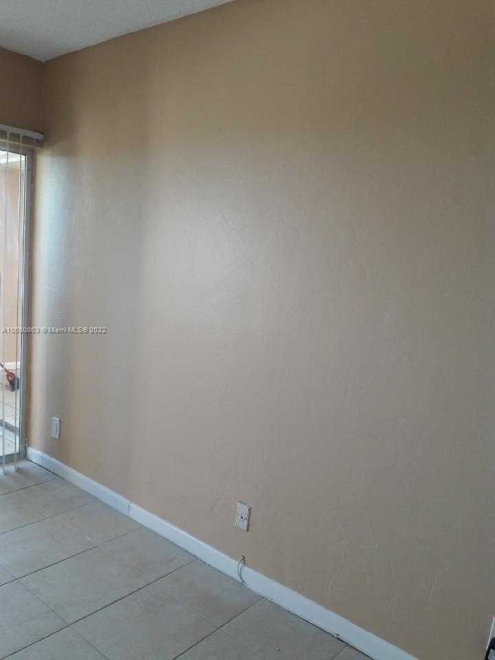 Small Image of 3301 SPANISH MOSS TER #906, Lauderhill Number 21