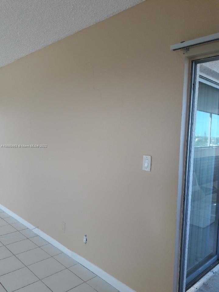 Small Image of 3301 SPANISH MOSS TER #906, Lauderhill Number 22