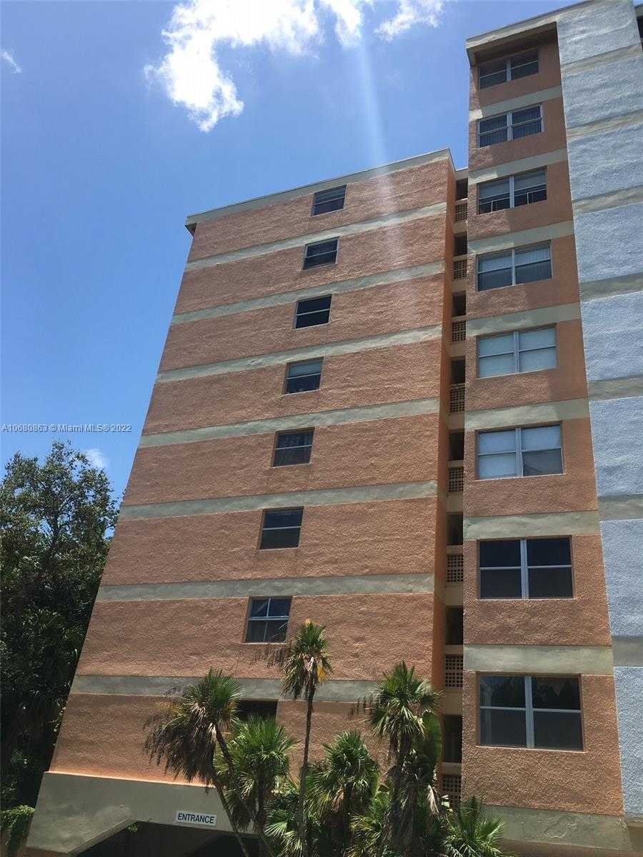 Small Image of 3301 SPANISH MOSS TER #906, Lauderhill Number 3