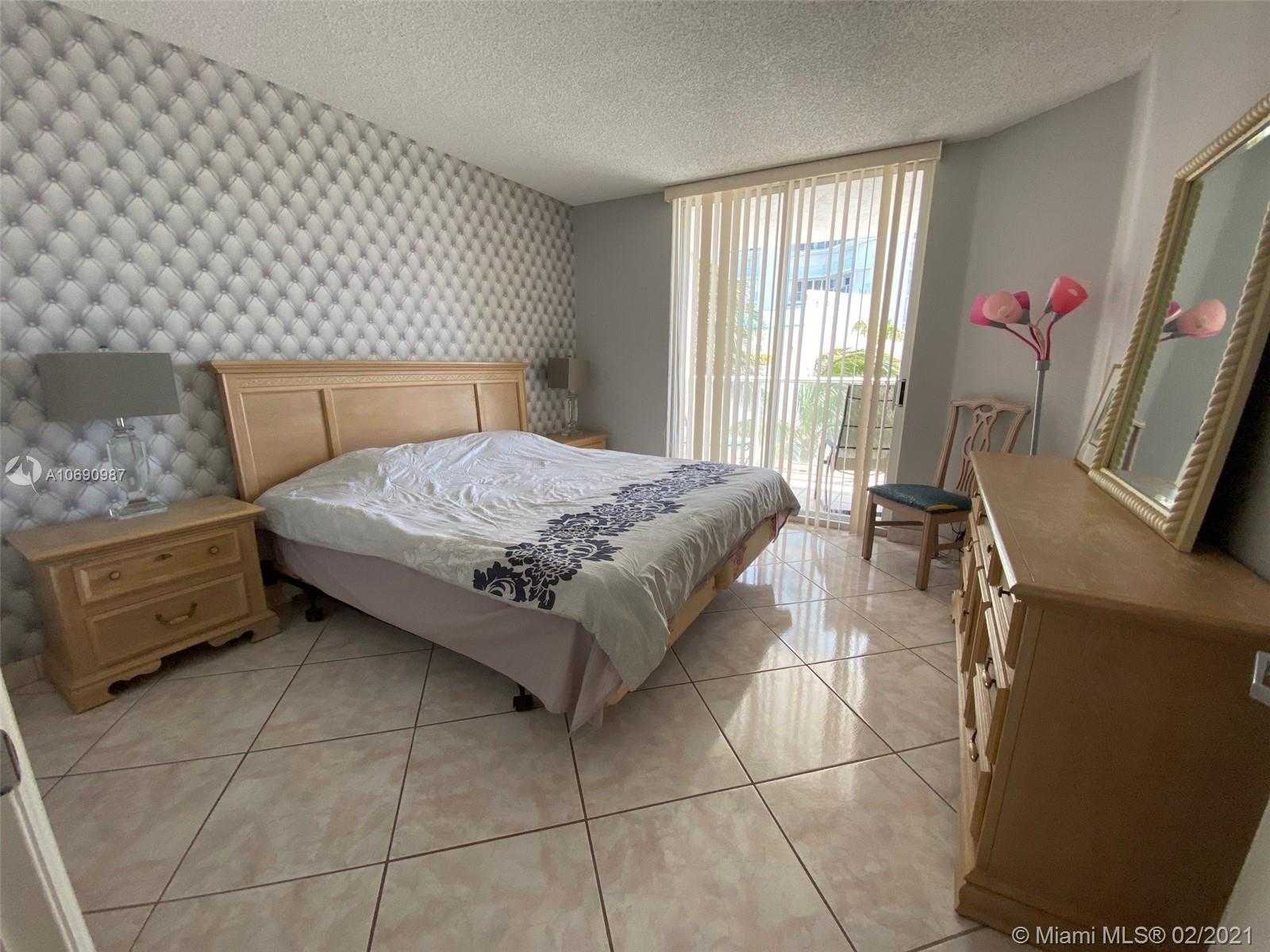 Small Image of 16485 COLLINS AVE #438, Sunny Isles Beach Number 10