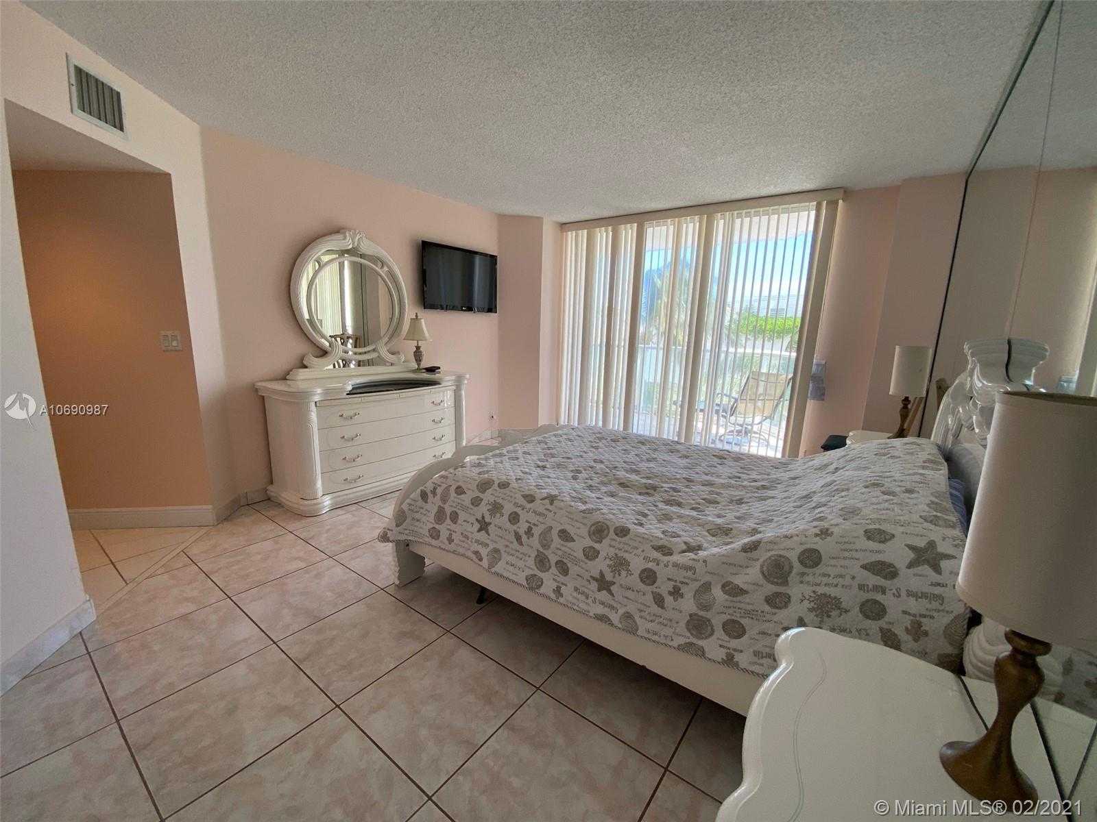 Small Image of 16485 COLLINS AVE #438, Sunny Isles Beach Number 17