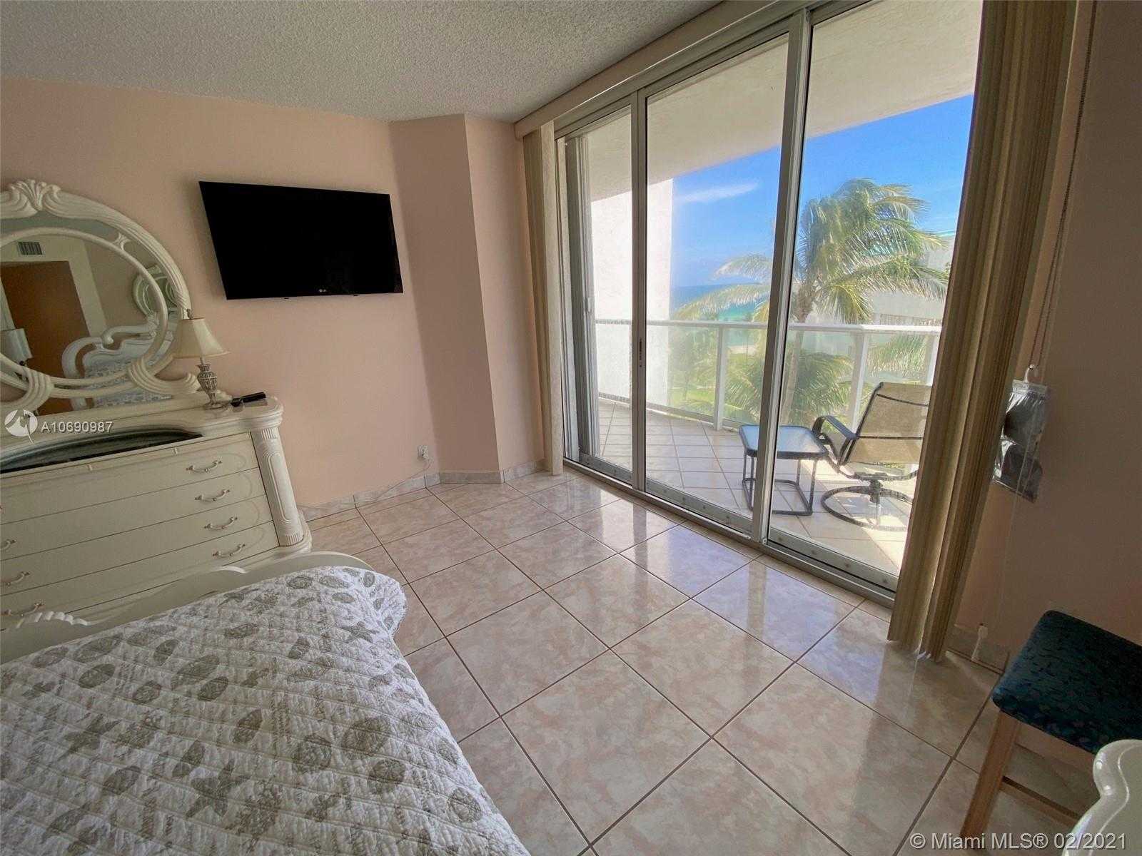 Small Image of 16485 COLLINS AVE #438, Sunny Isles Beach Number 19