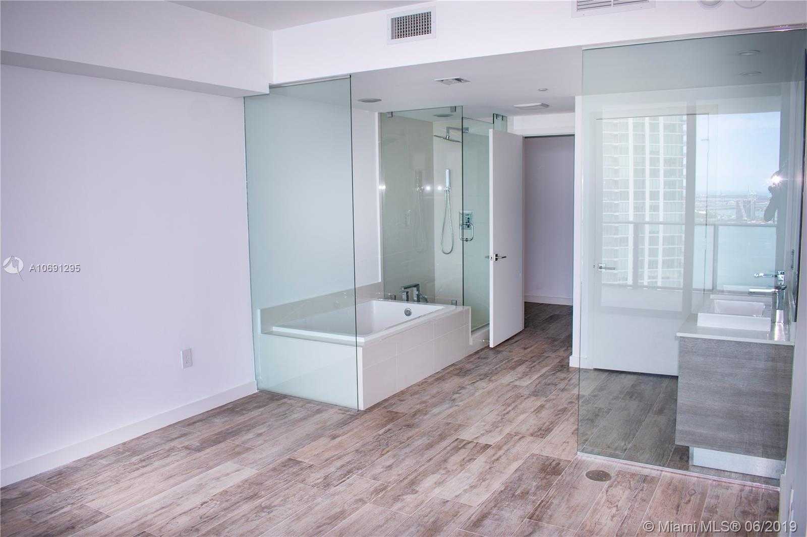 Small Image of 650 NORTH EAST 32 ST #3902, Miami Number 4