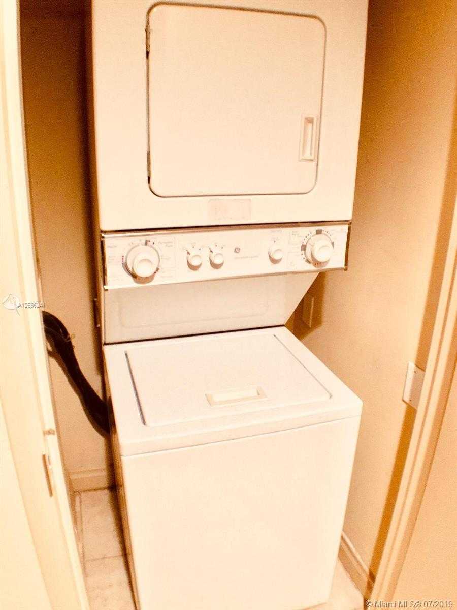 Small Object Image