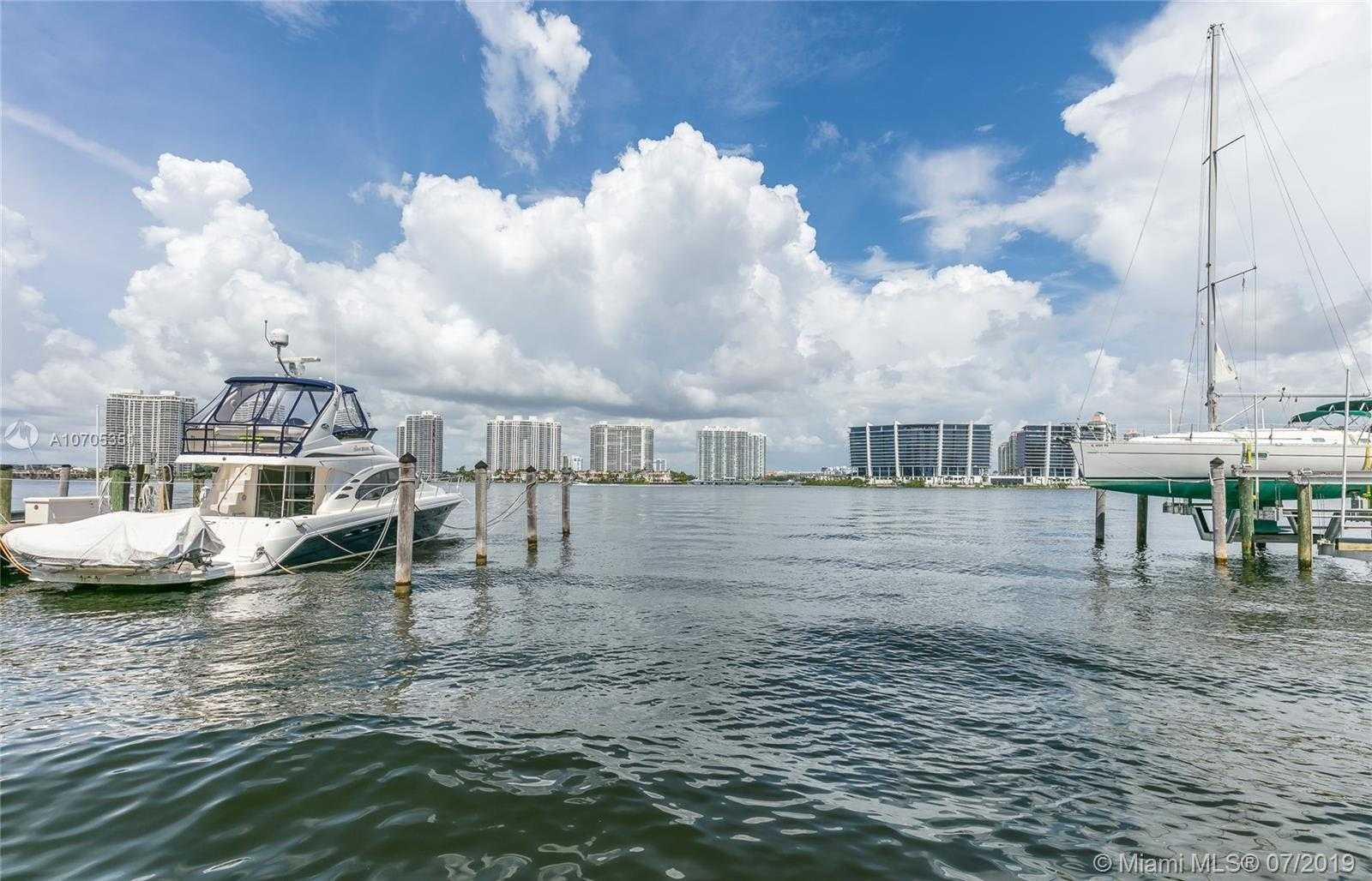 Small Image of 17900 NORTH BAY RD #PH-6, Sunny Isles Beach Number 22