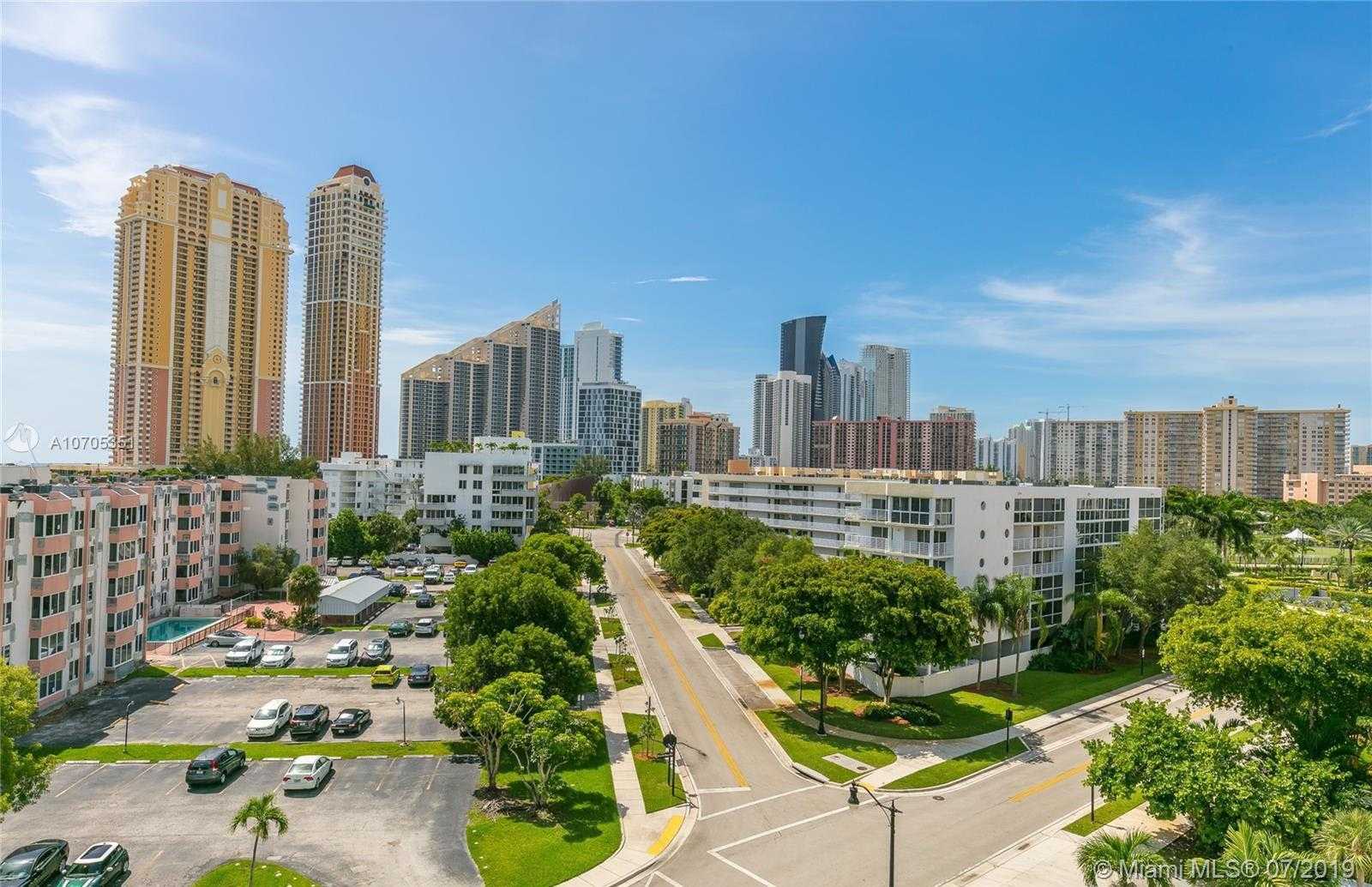Small Image of 17900 NORTH BAY RD #PH-6, Sunny Isles Beach Number 23