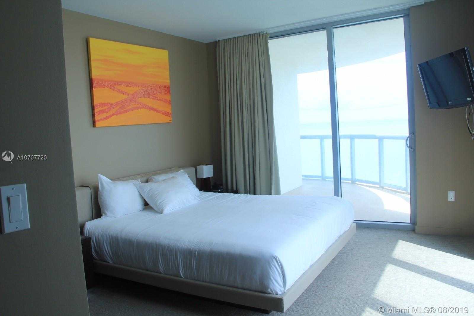 Small Image of 17315 Collins Ave, Sunny Isles Beach, FL 33160, USA Number 6