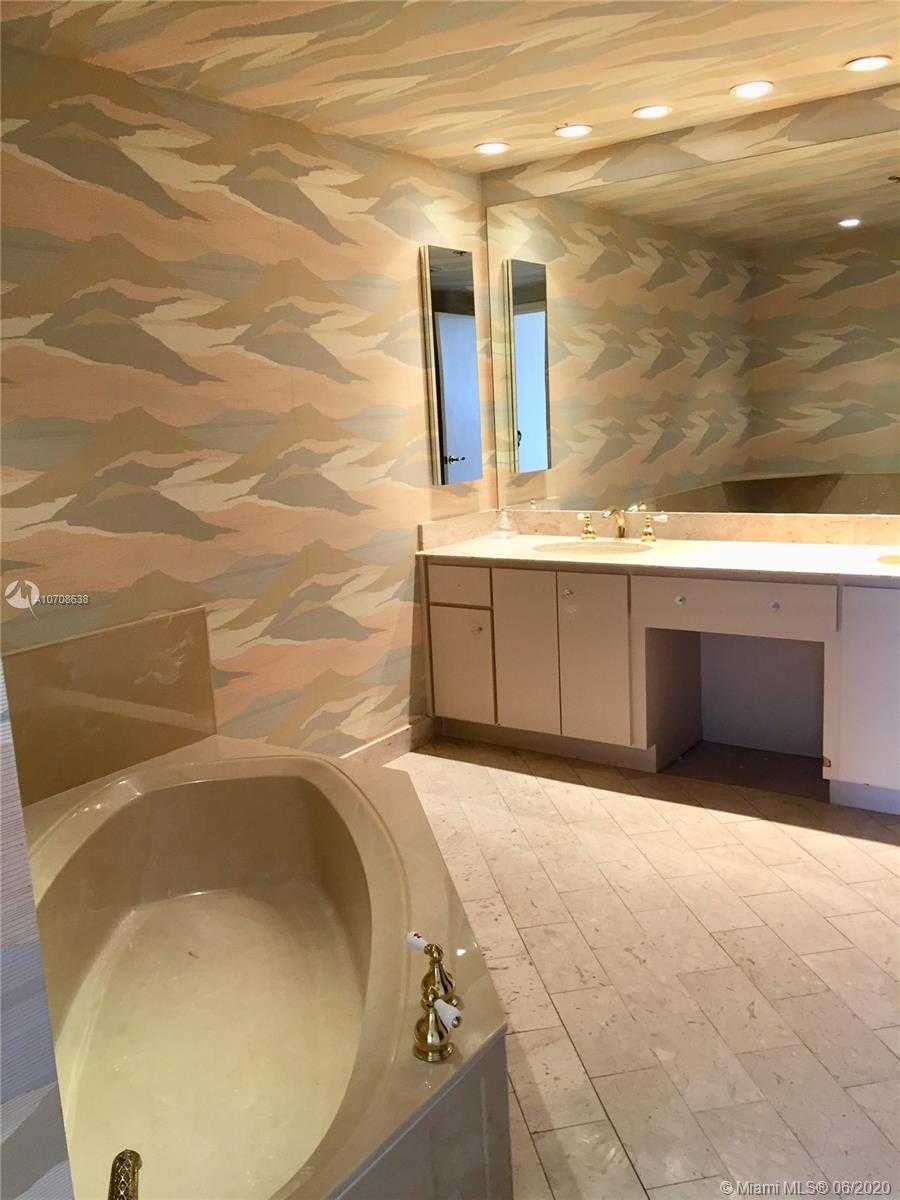 Small Image of 10205 Collins Ave, Bal Harbour, FL 33154, USA Number 26