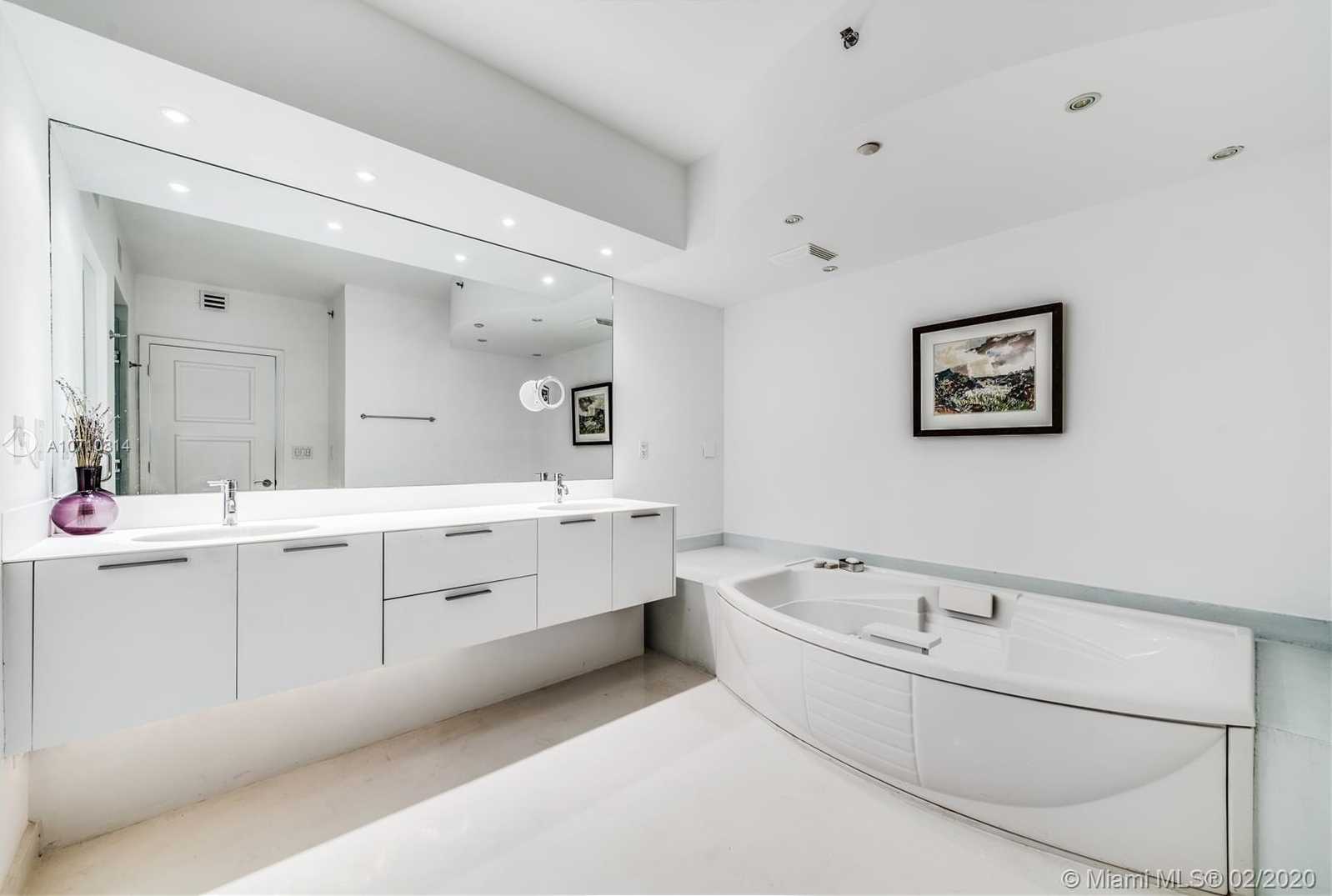 Small Image of 400 ALTON RD #1206, Miami Beach Number 16