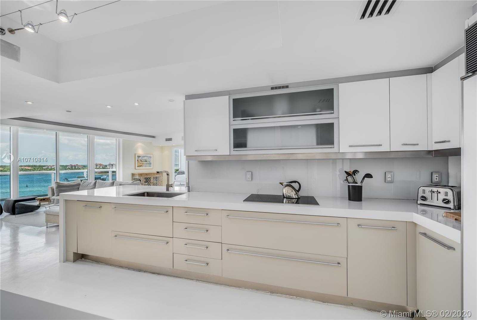 Small Image of 400 ALTON RD #1206, Miami Beach Number 4