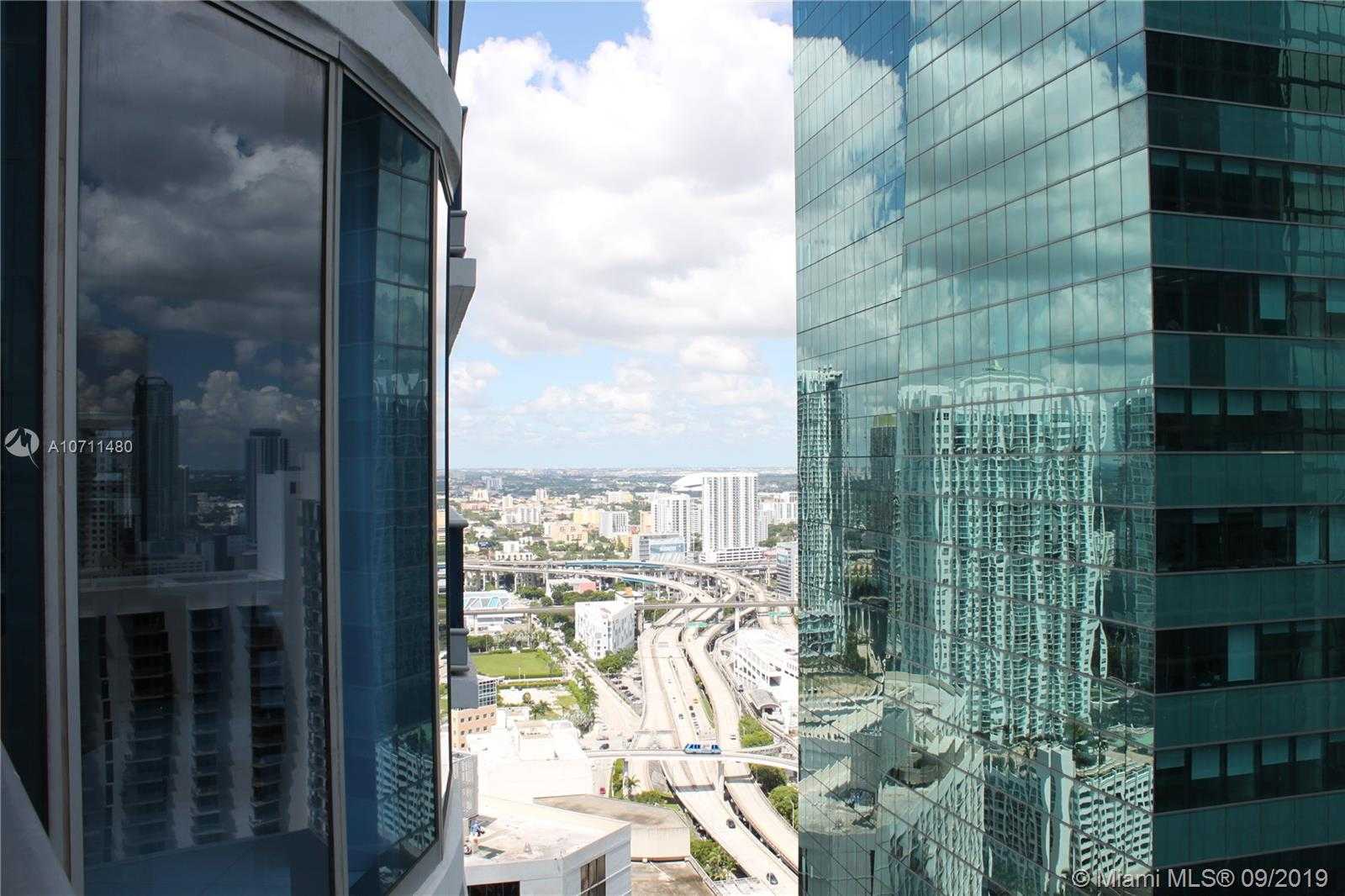 Small Image of 200 Biscayne Blvd Way, Miami, FL 33131, USA Number 39