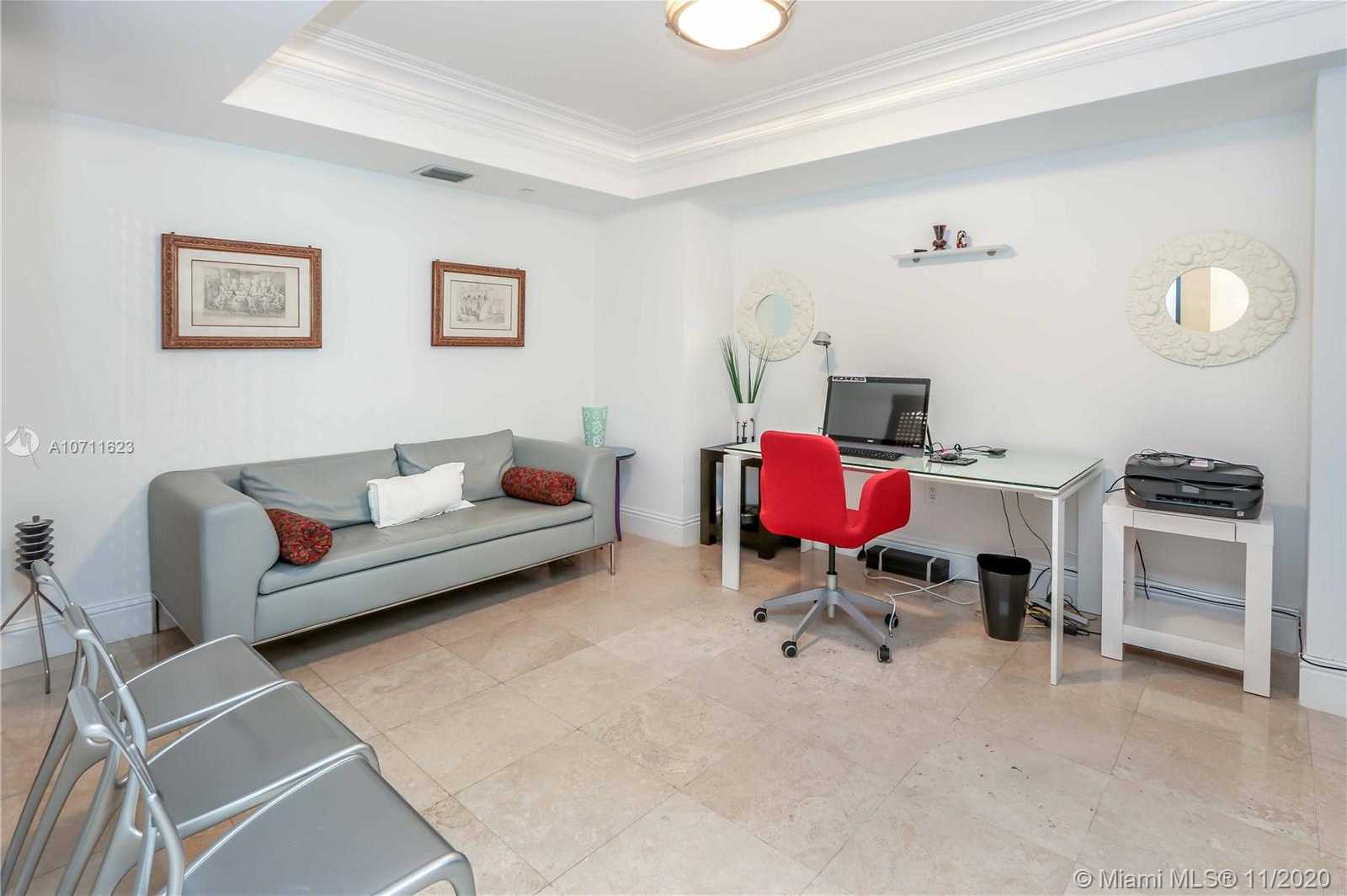 Small Image of 20201 E Country Club Dr, Miami, FL 33180, USA Number 13
