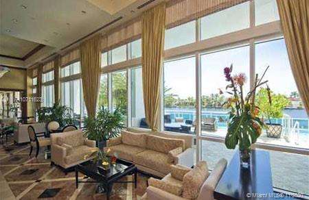 Small Image of 20201 E Country Club Dr, Miami, FL 33180, USA Number 20