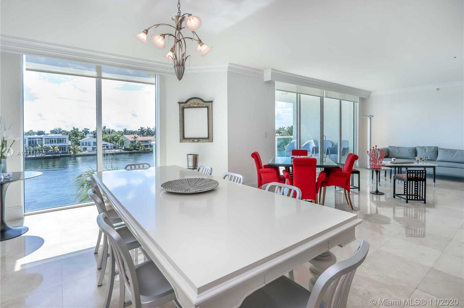 Small Image of 20201 E Country Club Dr, Miami, FL 33180, USA Number 5