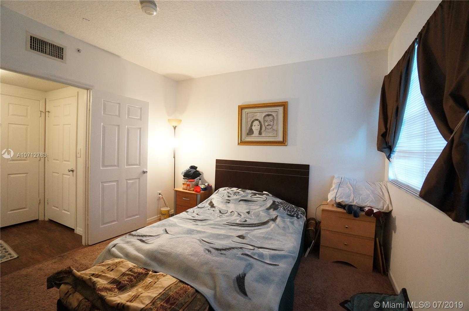 Small Image of 151 SOUTH WEST 117TH AVE #9106, Pembroke Pines Number 14