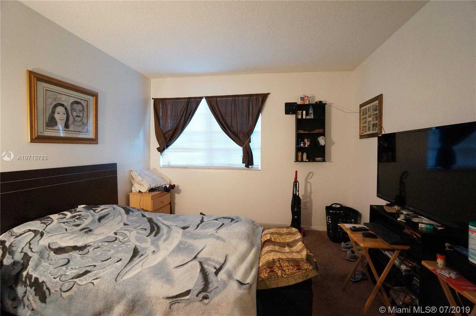 Small Image of 151 SOUTH WEST 117TH AVE #9106, Pembroke Pines Number 15