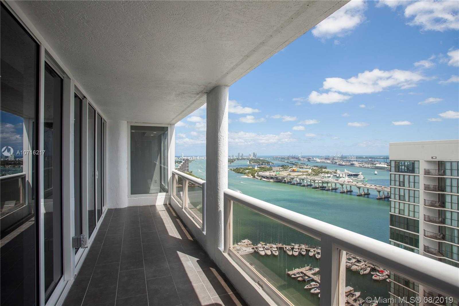 Small Image of The Grand Doubletree, 1717 N Bayshore Dr, Miami, FL 33132, USA Number 23