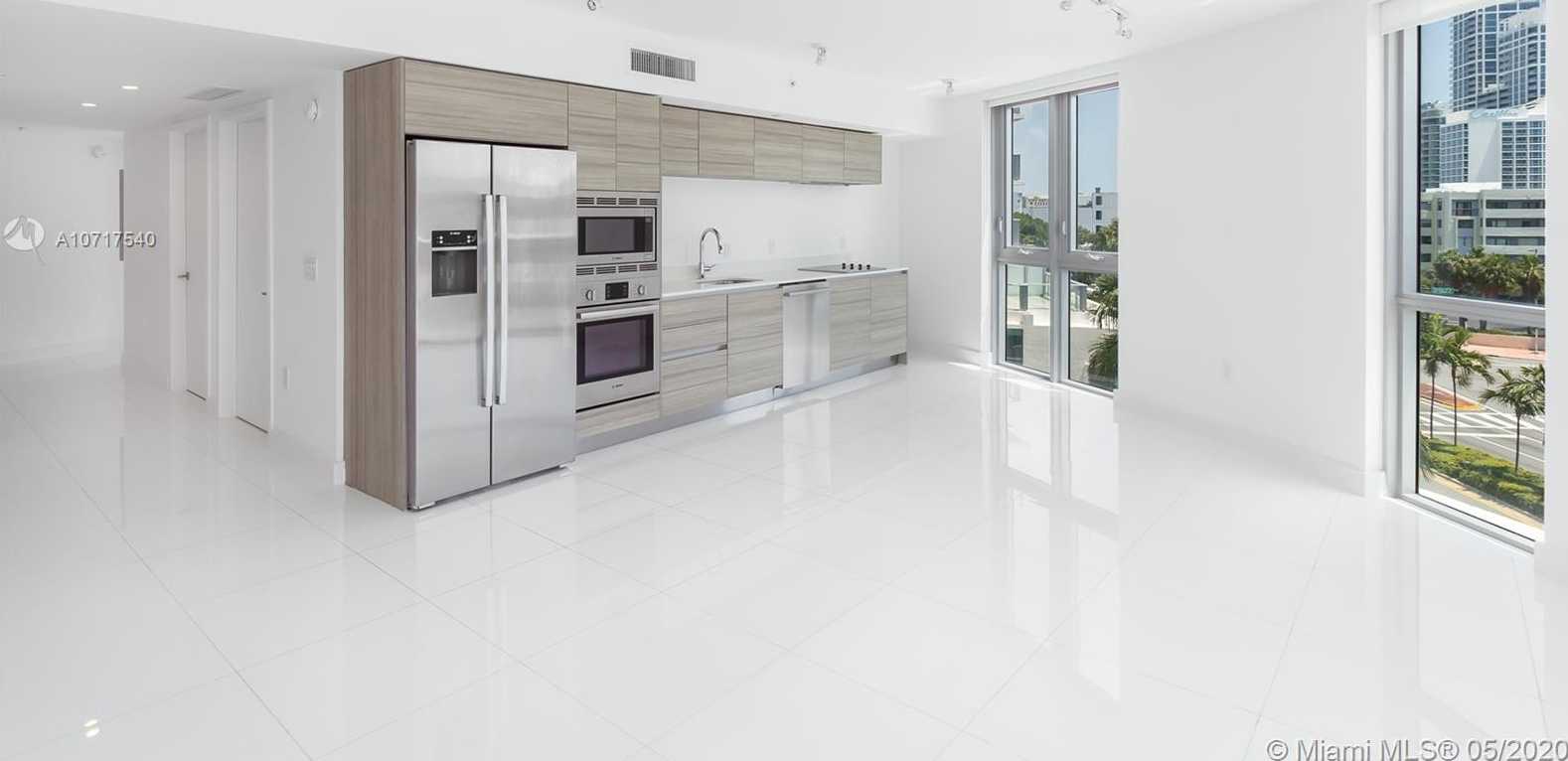 Small Image of 6610 Indian Creek Dr, Miami Beach, FL 33141, USA Number 2