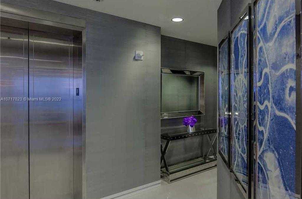 Small Image of 9703 Collins Ave, Bal Harbour, FL 33154, USA Number 6