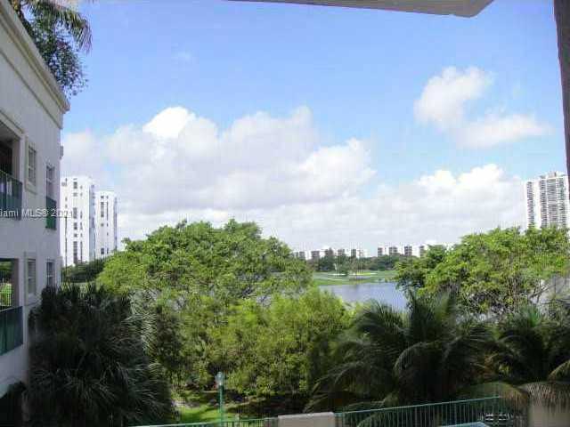 Small Image of 20000 EAST COUNTRY CLUB DR #302, Aventura Number 4