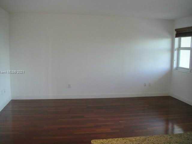 Small Image of 20000 EAST COUNTRY CLUB DR #302, Aventura Number 8