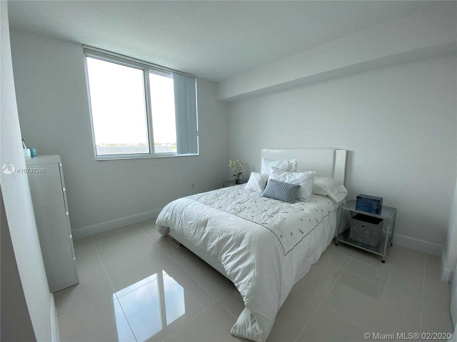 Small Image of 1861 NORTH WEST S RIVER DR #706, Miami Number 13