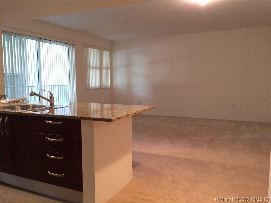 Small Image of 20000 EAST COUNTRY CLUB DR #201, Aventura Number 3