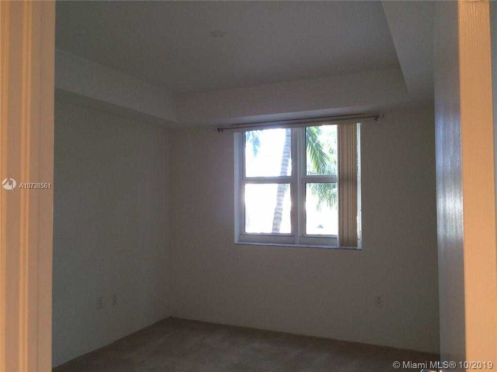 Small Image of 20000 EAST COUNTRY CLUB DR #201, Aventura Number 6
