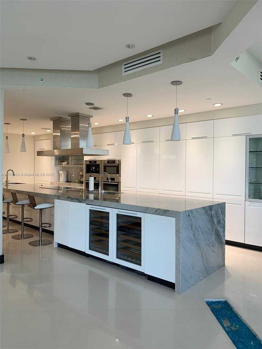 Small Image of 3802 NORTH EAST 207TH ST #2802, Aventura Number 10