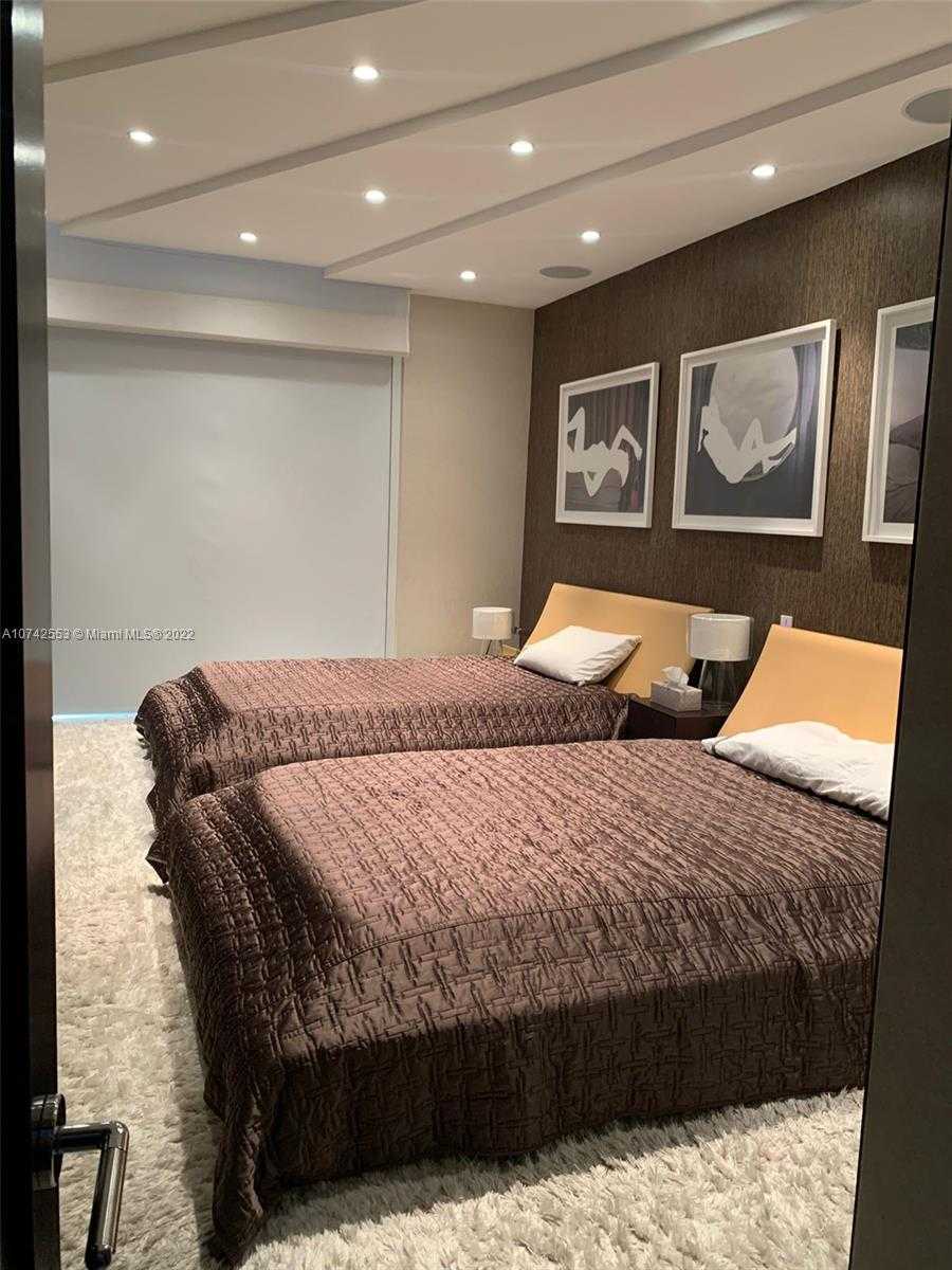Small Image of 3802 NORTH EAST 207TH ST #2802, Aventura Number 35
