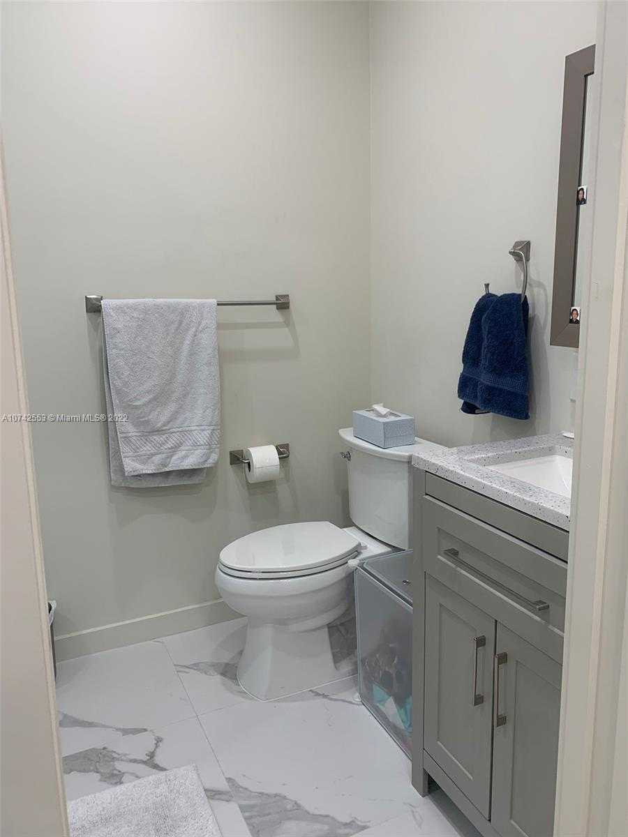 Small Image of 3802 NORTH EAST 207TH ST #2802, Aventura Number 41