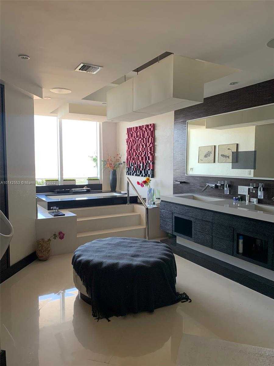 Small Image of 3802 NORTH EAST 207TH ST #2802, Aventura Number 44