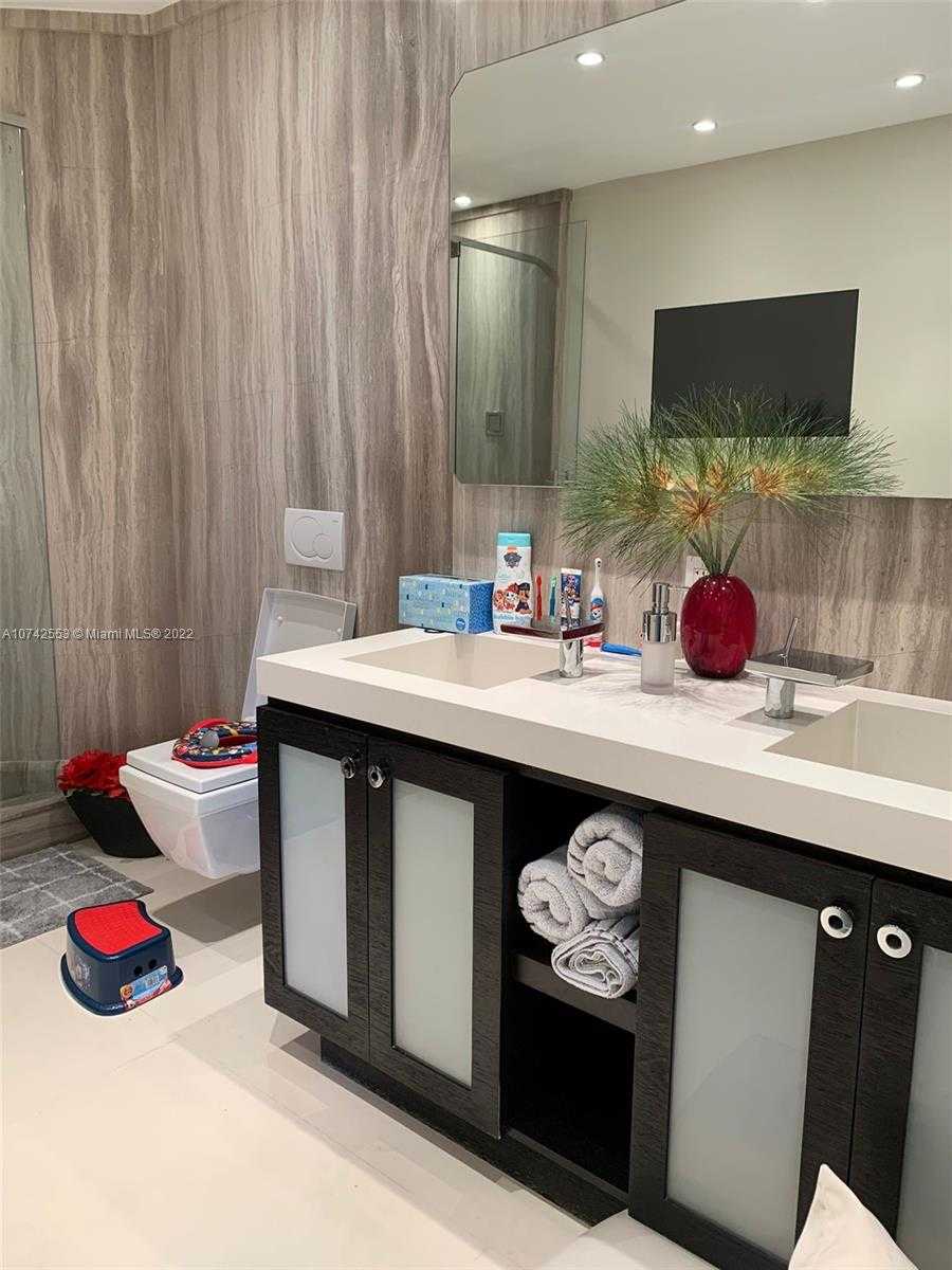 Small Image of 3802 NORTH EAST 207TH ST #2802, Aventura Number 49
